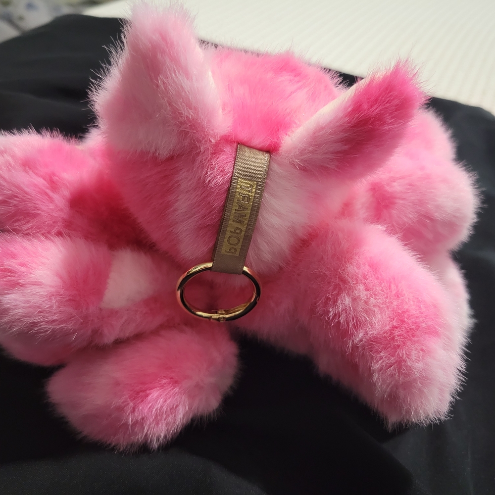 Pink Labubu - Picture 3 of 3